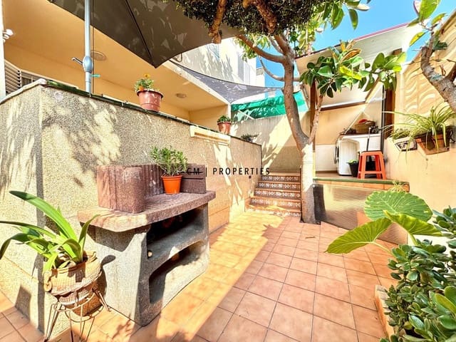 5 soveværelse Byhus til salg i Sagunto / Sagunt - € 350.000 (Ref: 9855933)