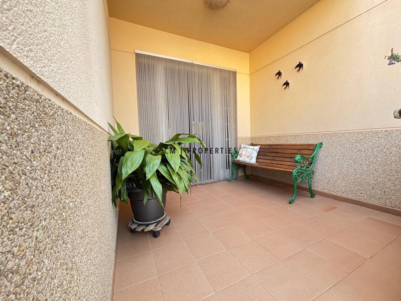 5 bedroom Townhouse for sale in Sagunto / Sagunt - € 350,000 (Ref: 9855933)