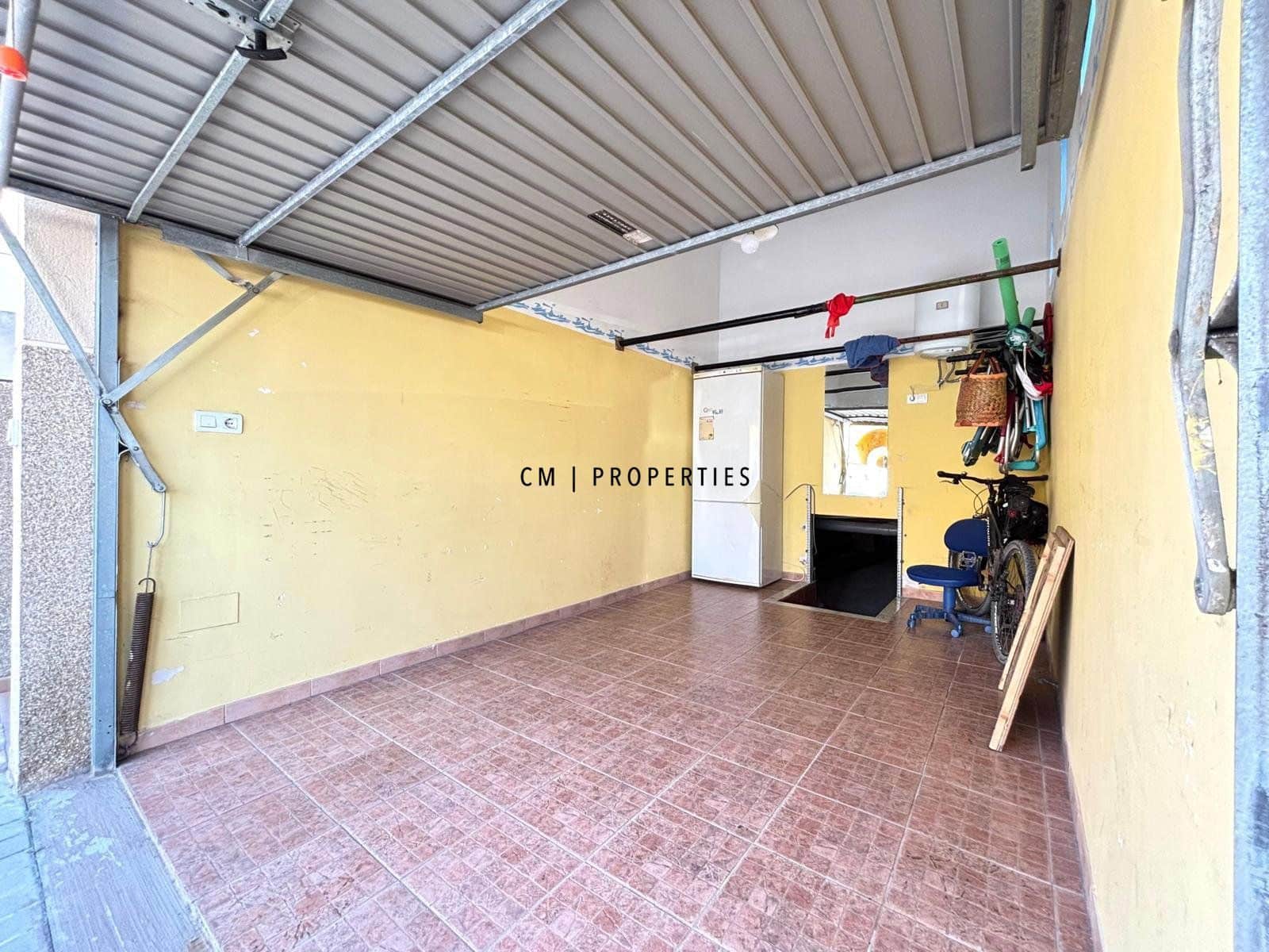 5 bedroom Townhouse for sale in Sagunto / Sagunt - € 350,000 (Ref: 9855933)