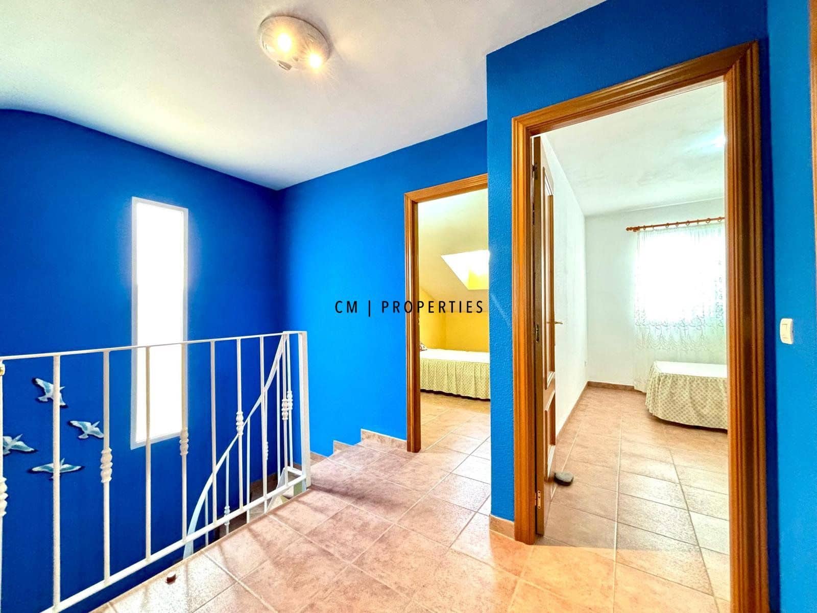 5 bedroom Townhouse for sale in Sagunto / Sagunt - € 350,000 (Ref: 9855933)