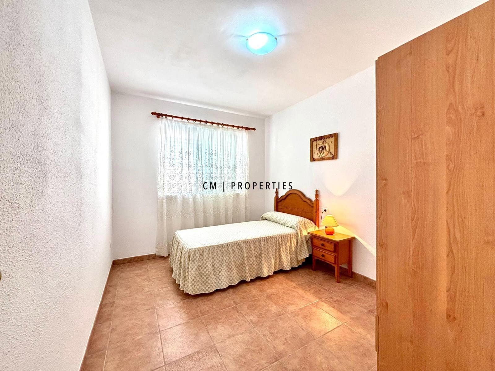 5 bedroom Townhouse for sale in Sagunto / Sagunt - € 350,000 (Ref: 9855933)