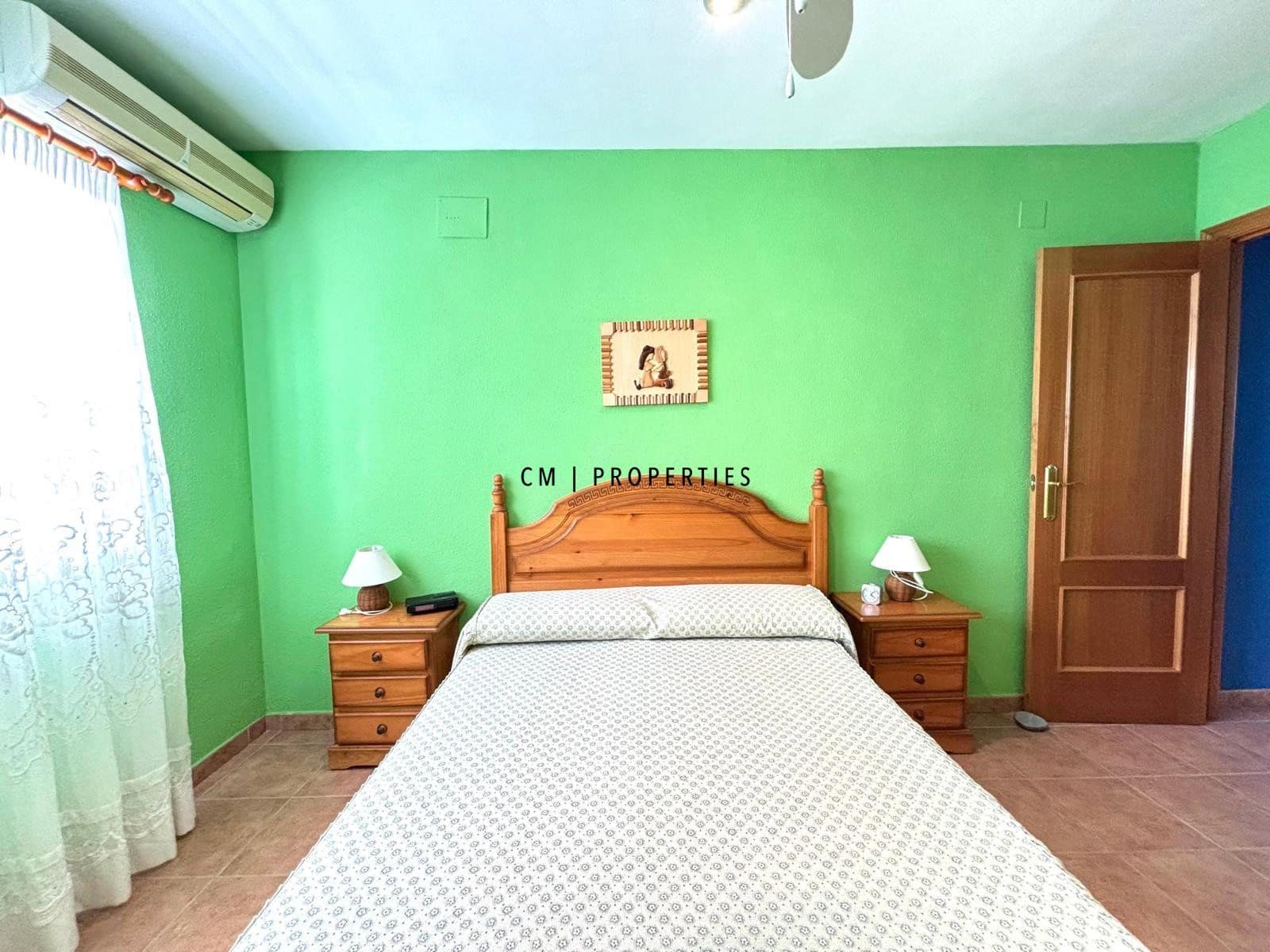 5 bedroom Townhouse for sale in Sagunto / Sagunt - € 350,000 (Ref: 9855933)