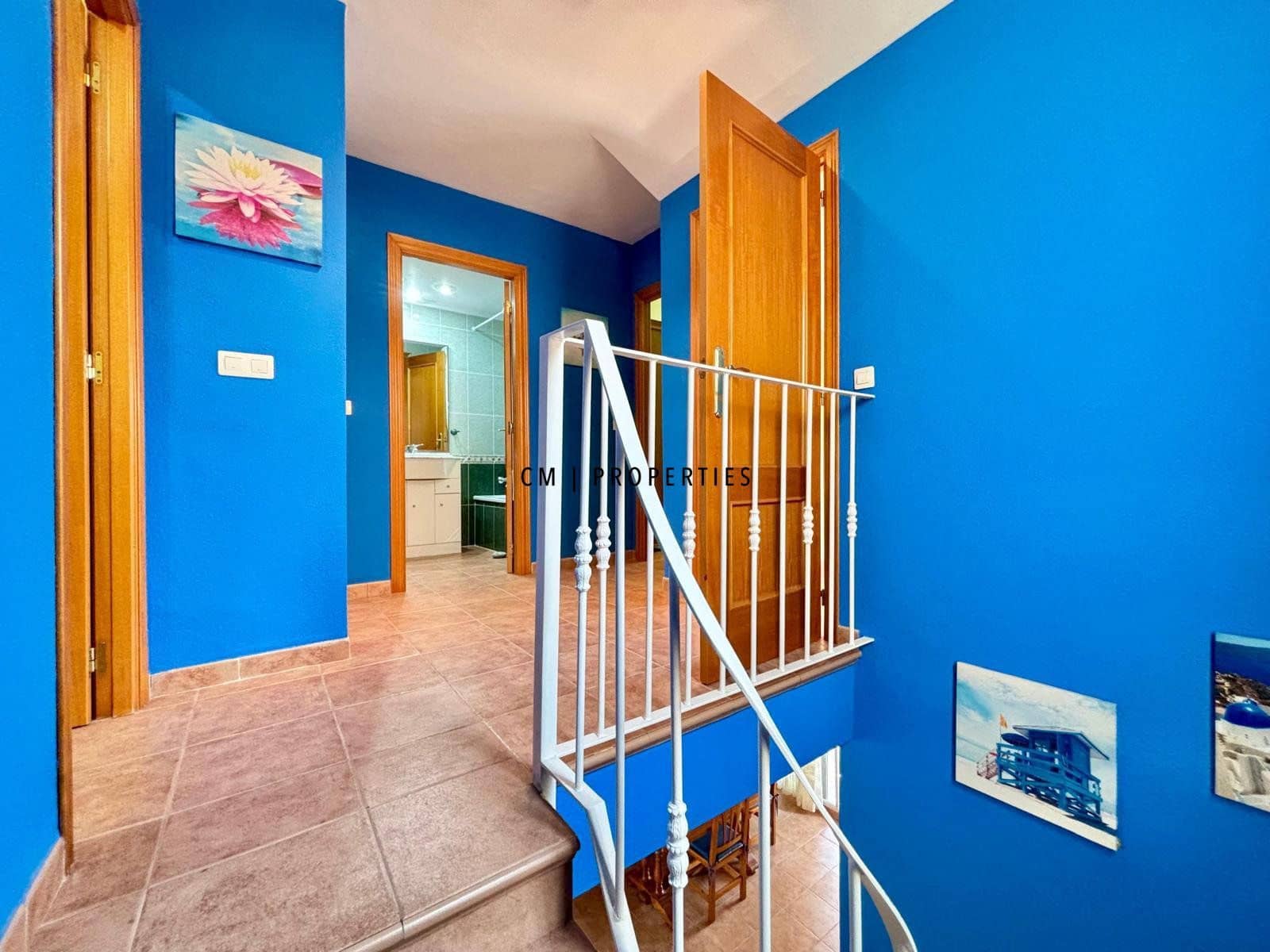5 bedroom Townhouse for sale in Sagunto / Sagunt - € 350,000 (Ref: 9855933)