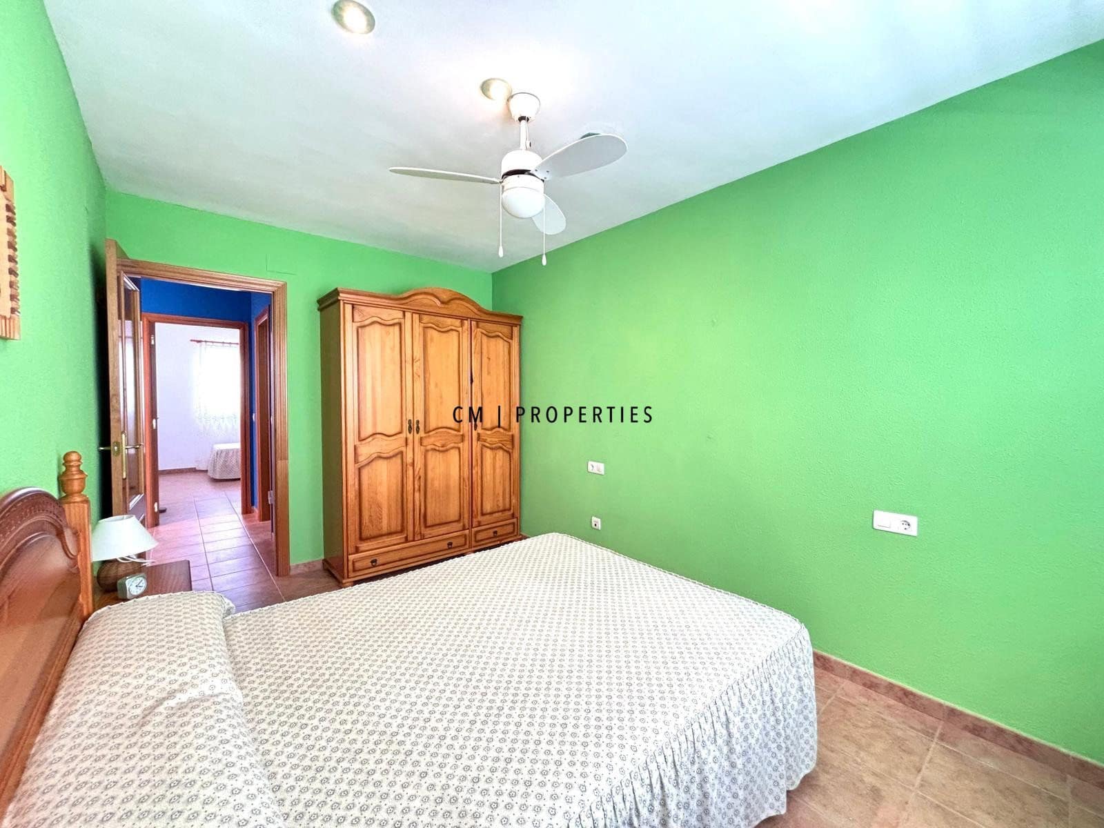 5 bedroom Townhouse for sale in Sagunto / Sagunt - € 350,000 (Ref: 9855933)