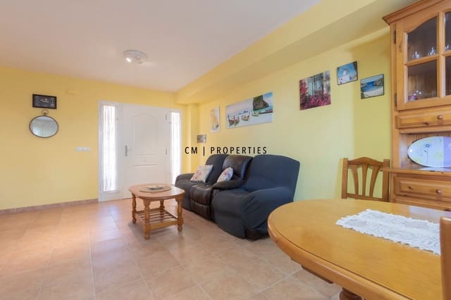 4 makuuhuone Omakotitalo myytävänä paikassa Sagunto / Sagunt - 335 000 € (Ref: 9855933)