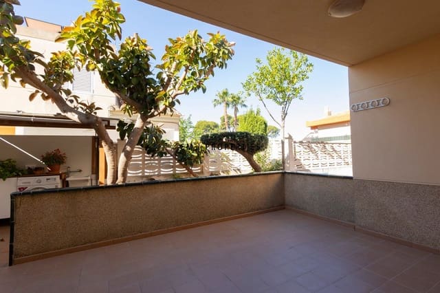 4 makuuhuone Omakotitalo myytävänä paikassa Sagunto / Sagunt - 335 000 € (Ref: 9855933)