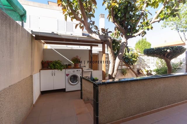 4 makuuhuone Omakotitalo myytävänä paikassa Sagunto / Sagunt - 335 000 € (Ref: 9855933)