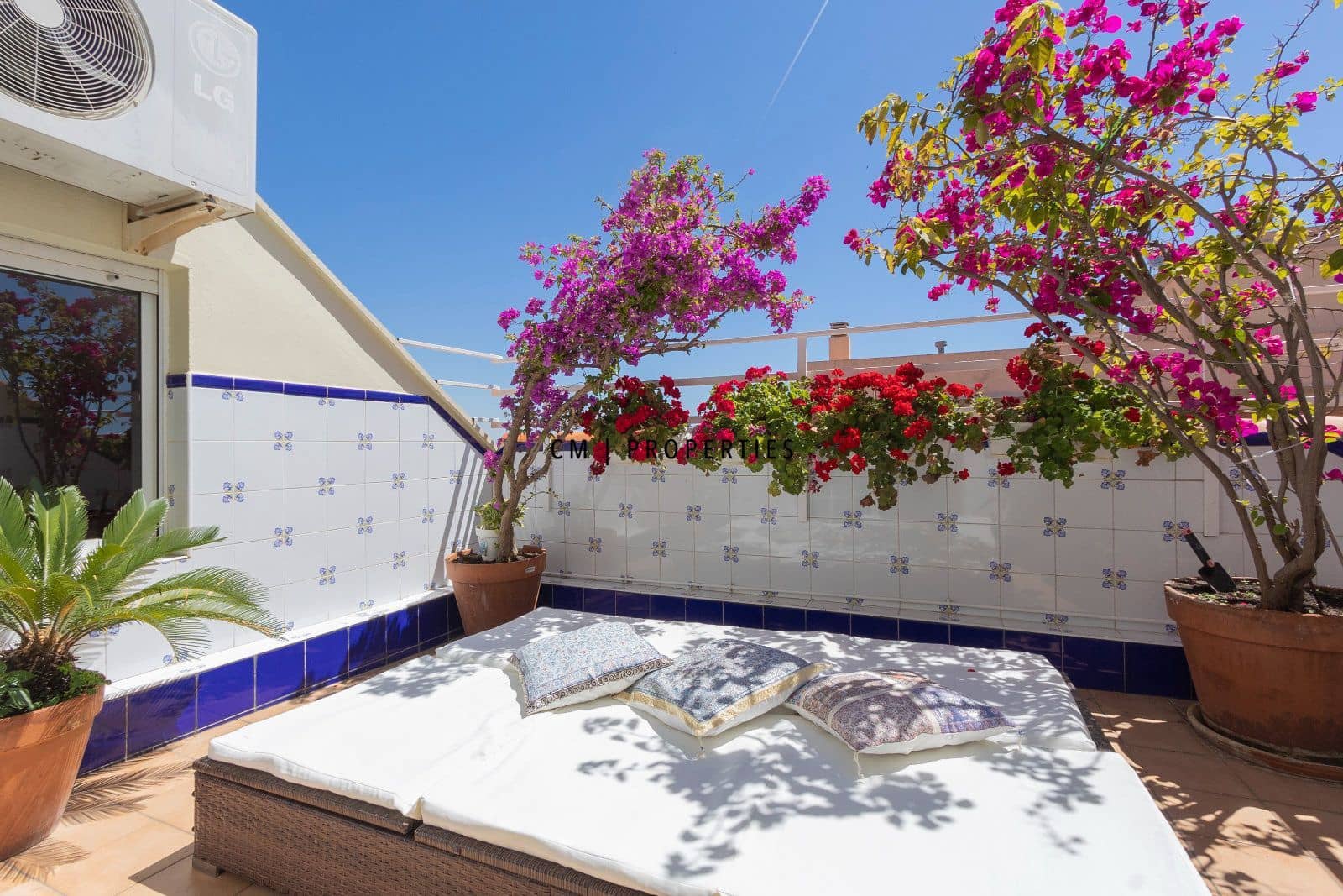 3 bedroom Penthouse for rent in Faura with garage - € 1,245 (Ref: 9855934)