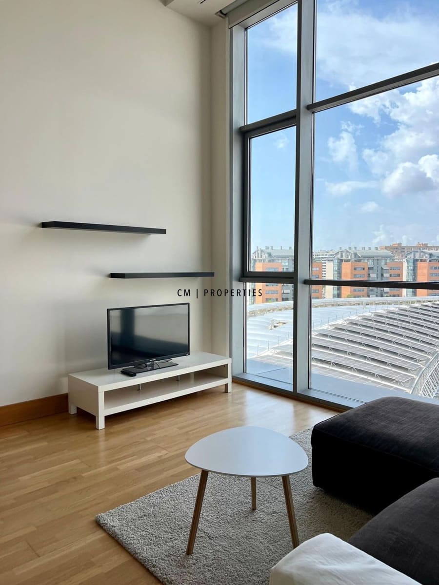Piso de 1 habitación en València ciudad en alquiler con garaje - 1.200 € (Ref: 9858637)