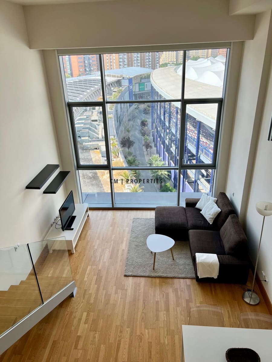 Piso de 1 habitación en València ciudad en alquiler con garaje - 1.200 € (Ref: 9858637)