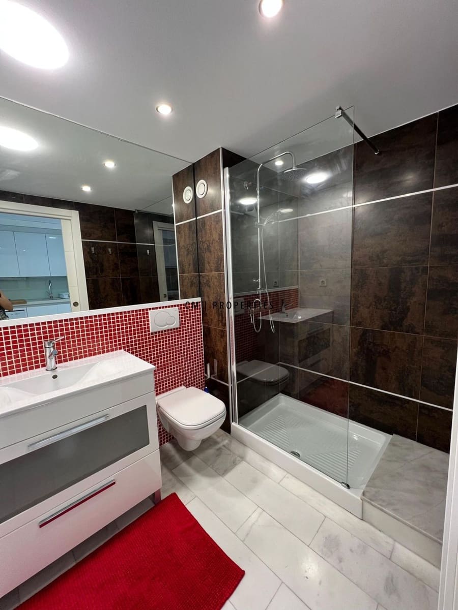 Piso de 1 habitación en València ciudad en alquiler con garaje - 1.200 € (Ref: 9858637)