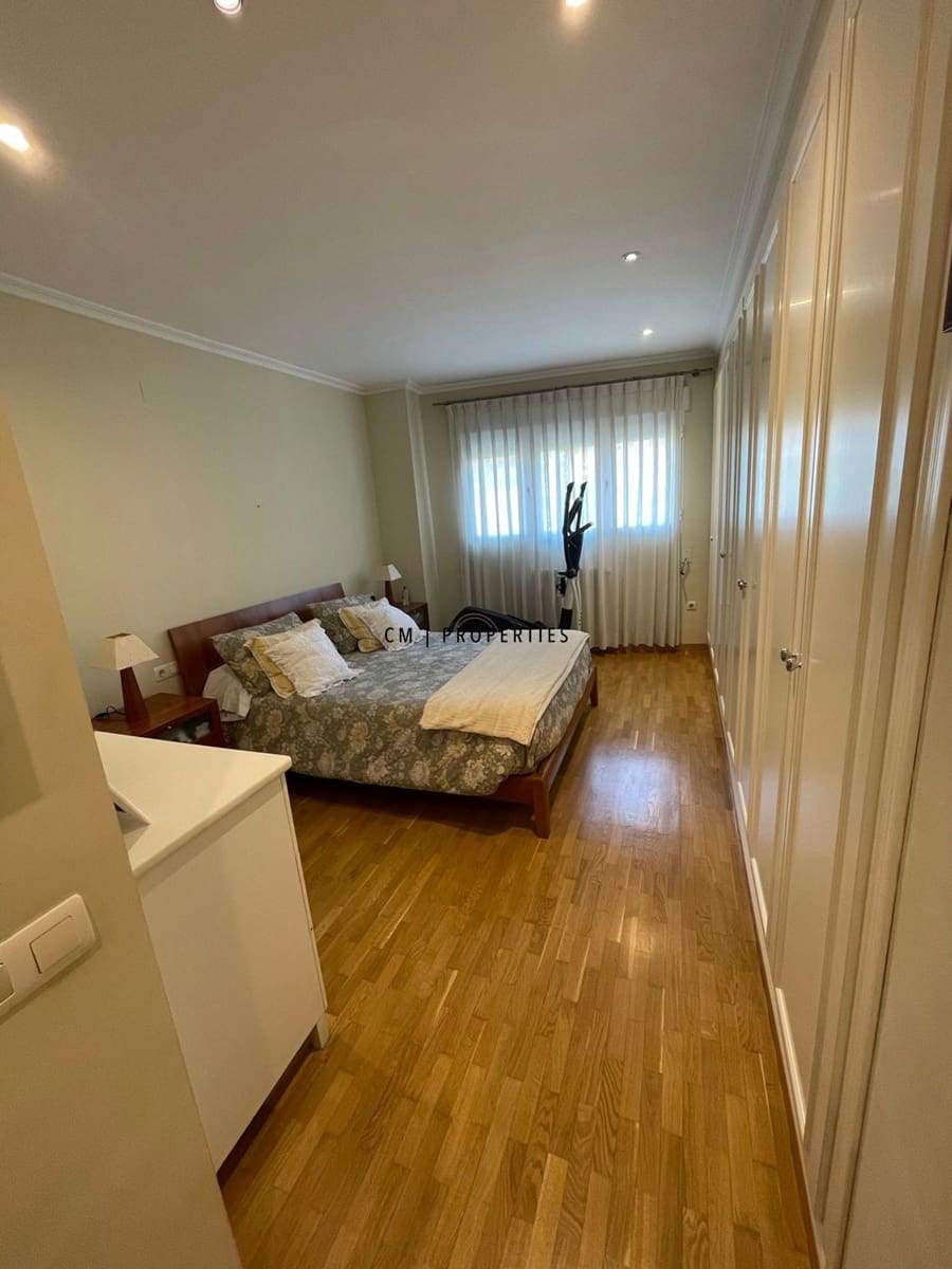 3 soveværelse Lejlighed til leje i Valencia by med garage - € 2.300 (Ref: 9858867)