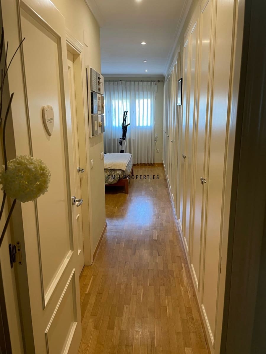 3 soveværelse Lejlighed til leje i Valencia by med garage - € 2.300 (Ref: 9858867)