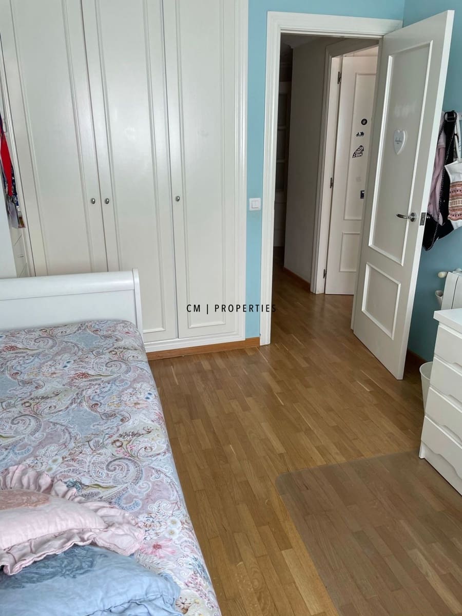 3 soveværelse Lejlighed til leje i Valencia by med garage - € 2.300 (Ref: 9858867)