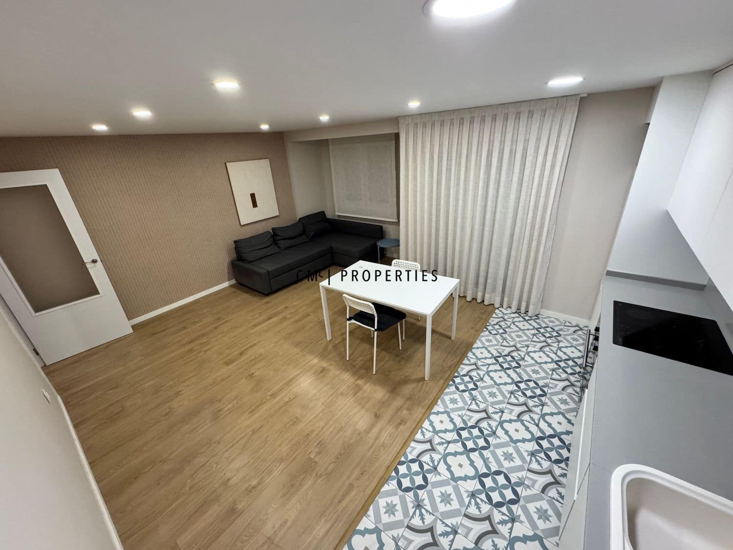 2 makuuhuone Asunto vuokrattavana paikassa Valencia kaupunki - 1 500 € (Ref: 9860990)