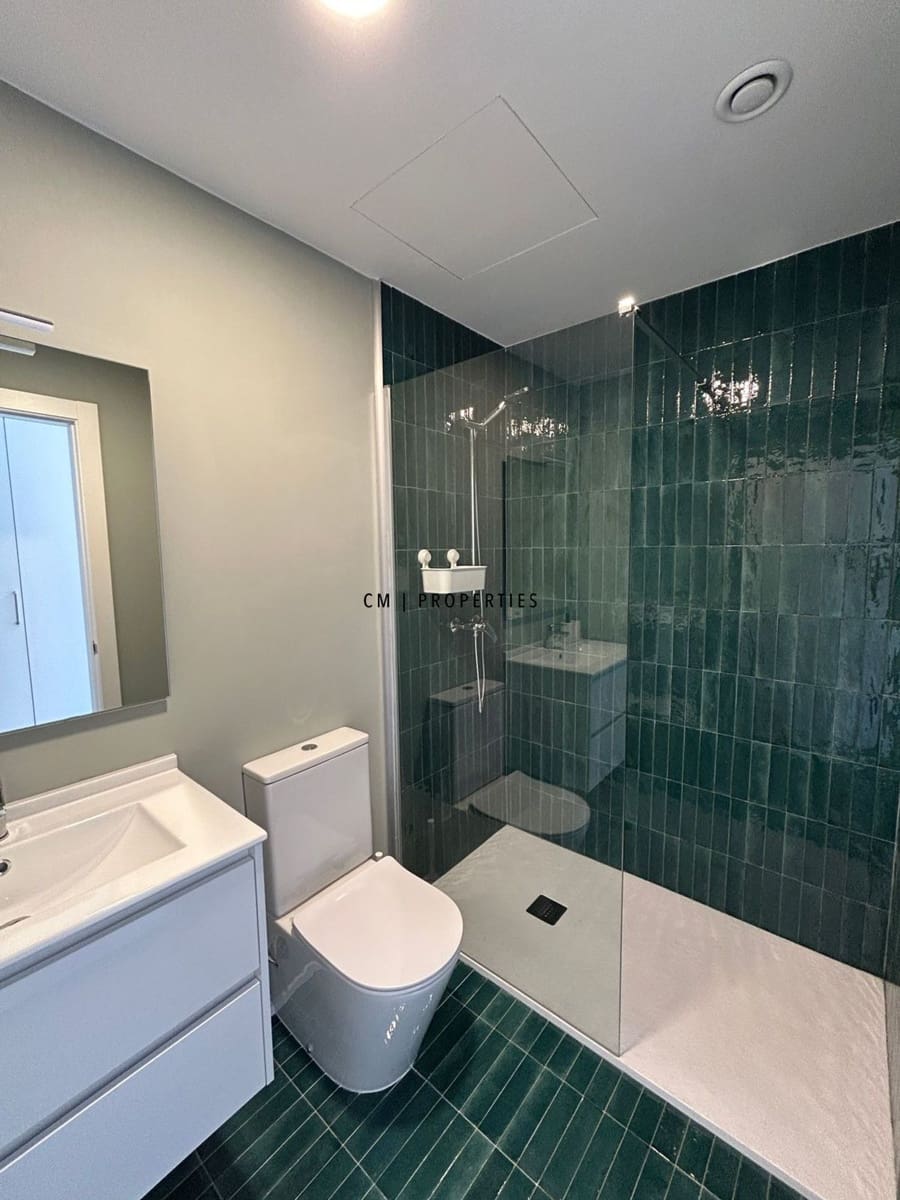 2 camera da letto Attico da affittare in Moncada con garage - 1.100 € (Rif: 9860991)
