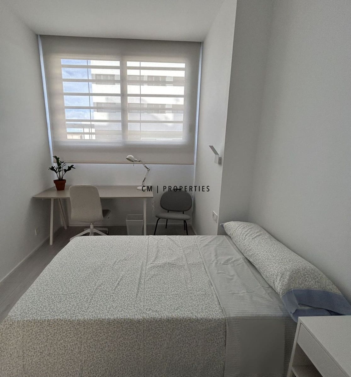 2 camera da letto Attico da affittare in Moncada con garage - 1.100 € (Rif: 9860991)