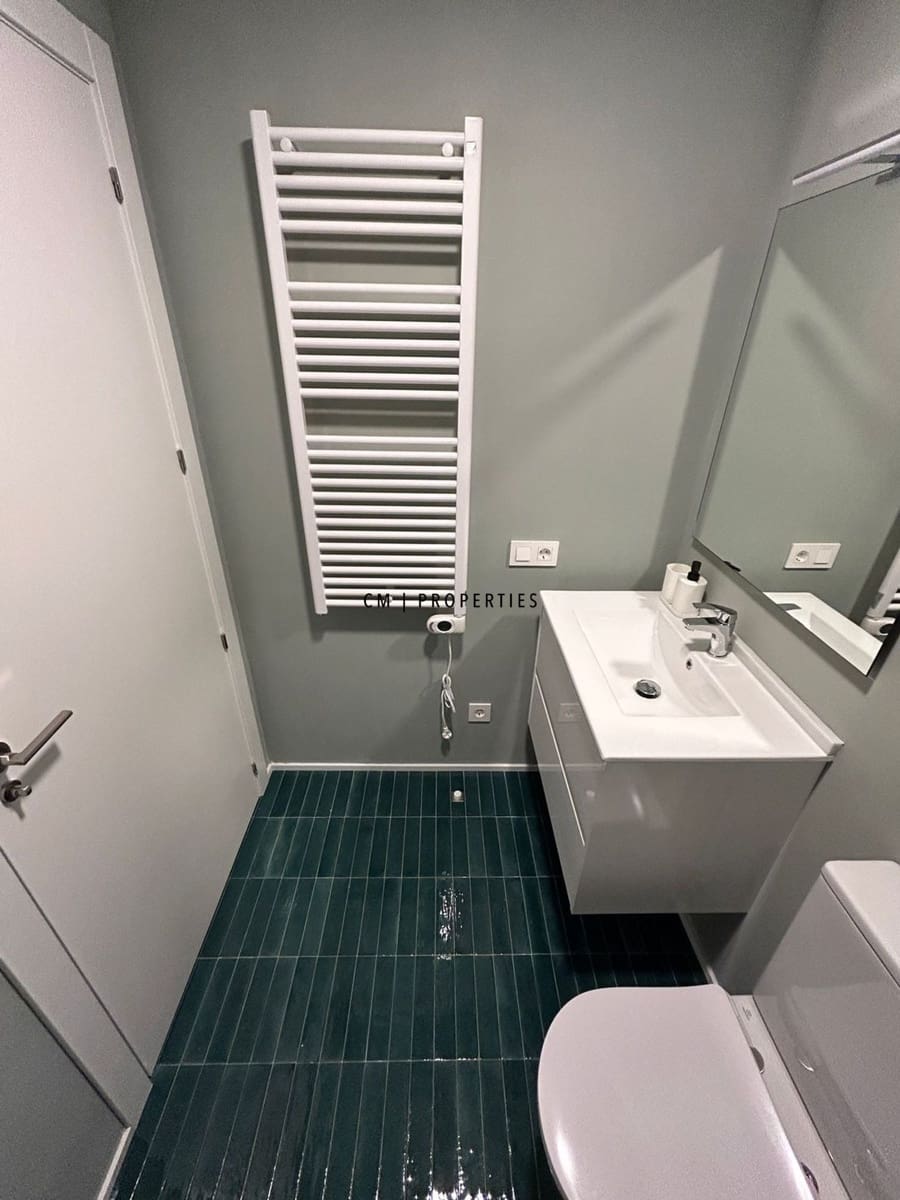 2 camera da letto Attico da affittare in Moncada con garage - 1.100 € (Rif: 9860991)