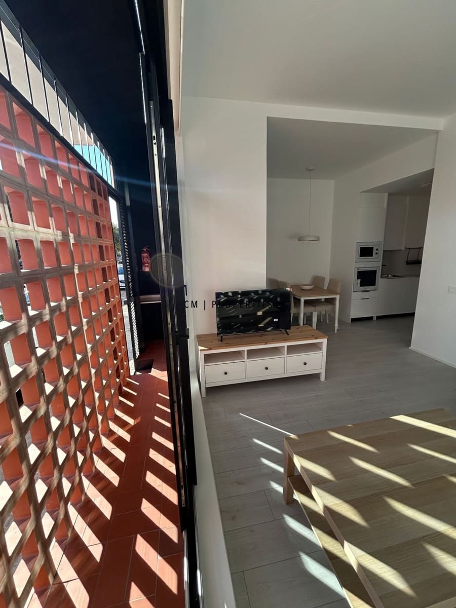 2 camera da letto Attico da affittare in Moncada con garage - 1.100 € (Rif: 9860991)