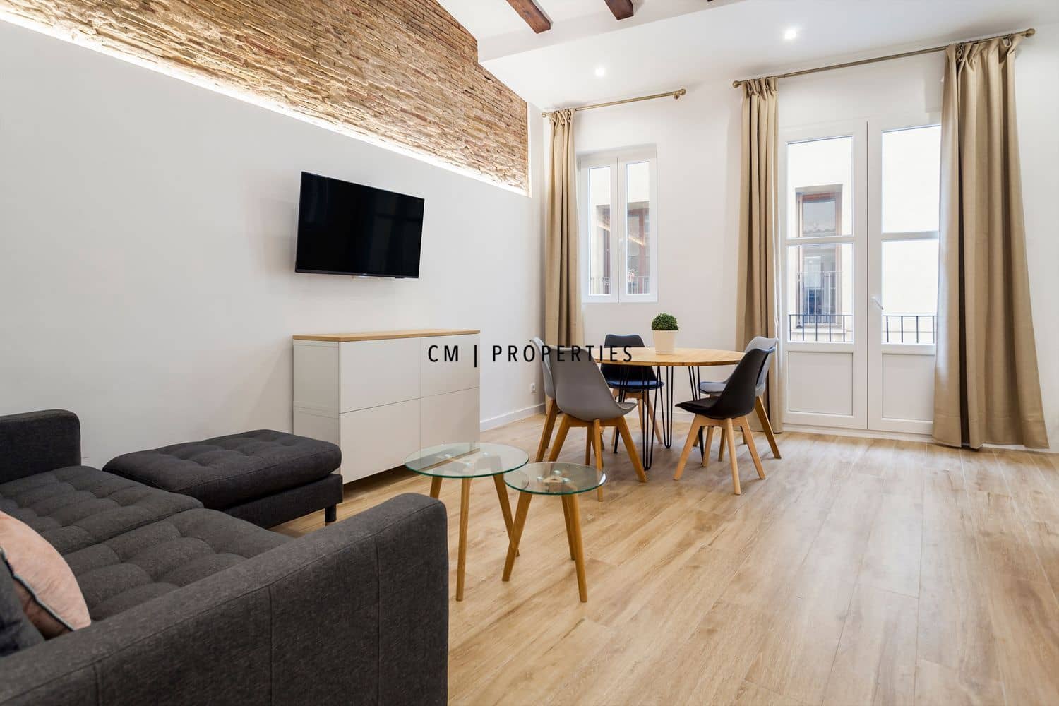 2 bedroom Flat for rent in Valencia city - € 1,840 (Ref: 9862181)