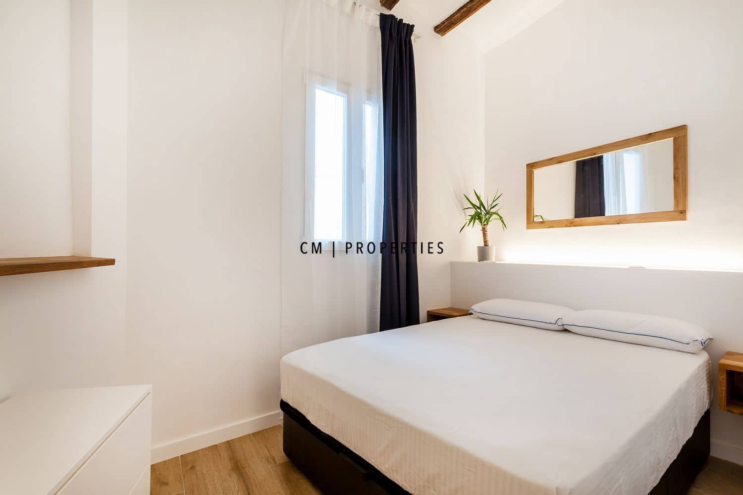 2 bedroom Flat for rent in Valencia city - € 1,840 (Ref: 9862181)