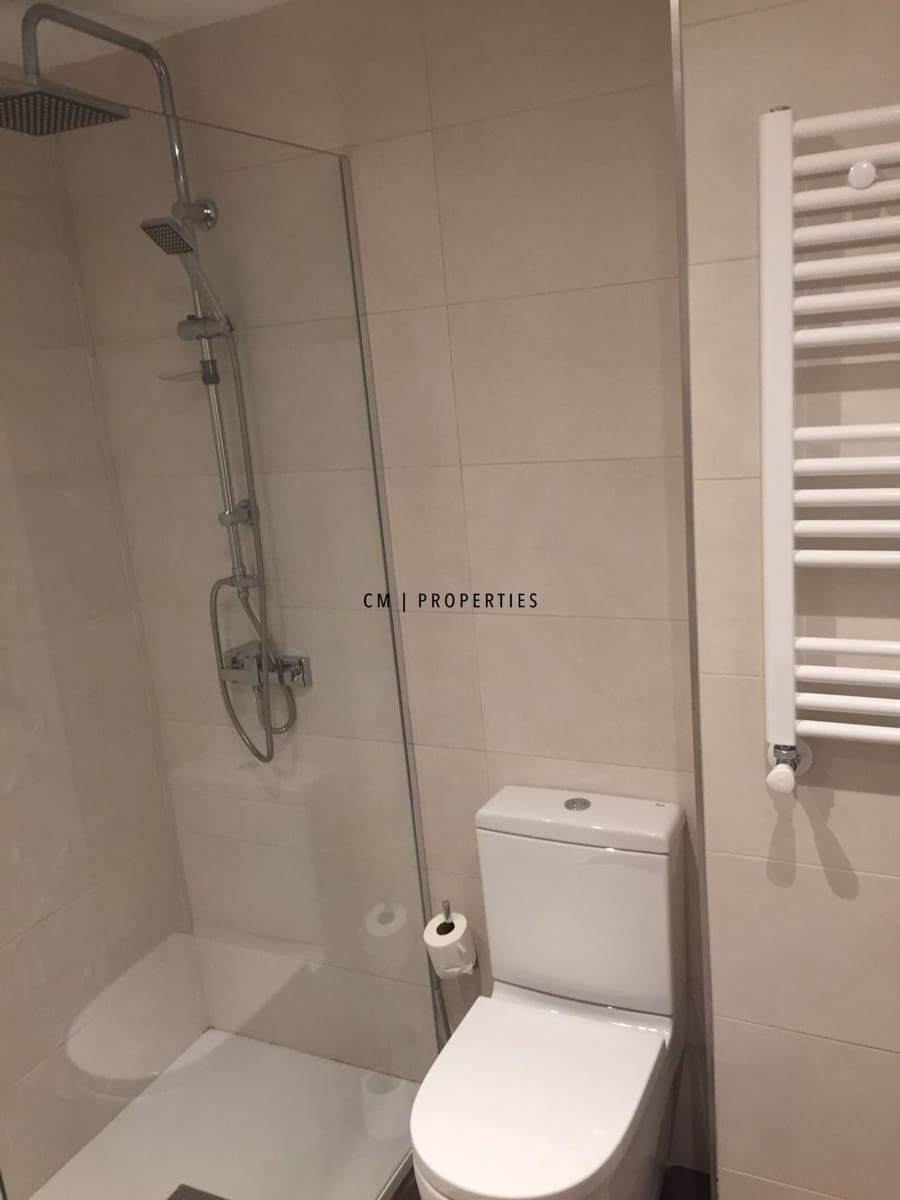 4 bedroom Flat for rent in Valencia city - € 1,950 (Ref: 9863718)