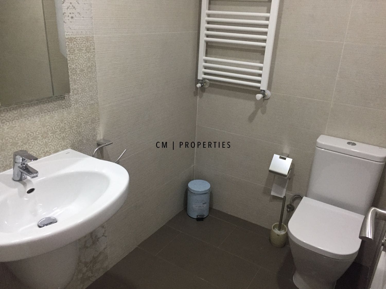 4 bedroom Flat for rent in Valencia city - € 1,950 (Ref: 9863718)