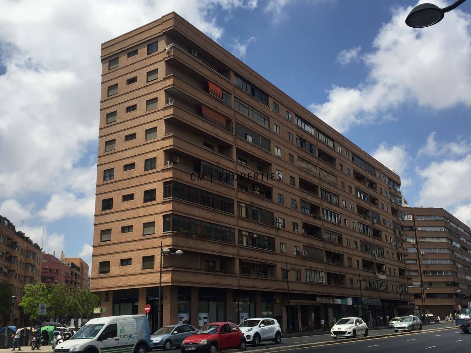 4 bedroom Flat for rent in Valencia city - € 1,950 (Ref: 9863718)