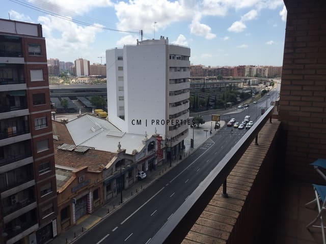 4 slaapkamer Flat te huur in Jesus, Valencia stad - € 1.950 (Ref: 9863718)