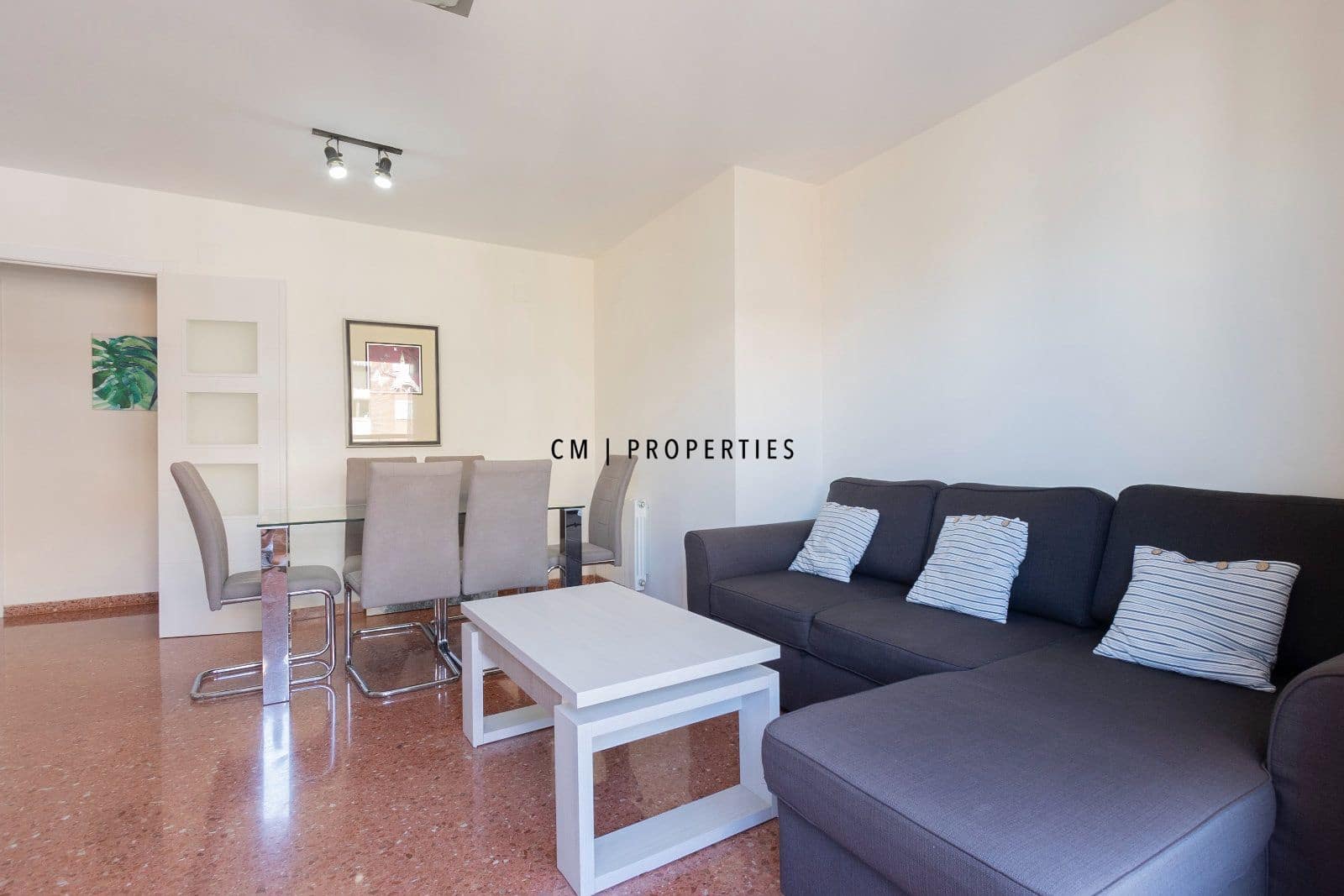 4 sypialnia Mieszkanie do wynajęcia w Miasto Walencja - 1 800 € (Ref: 9863718)