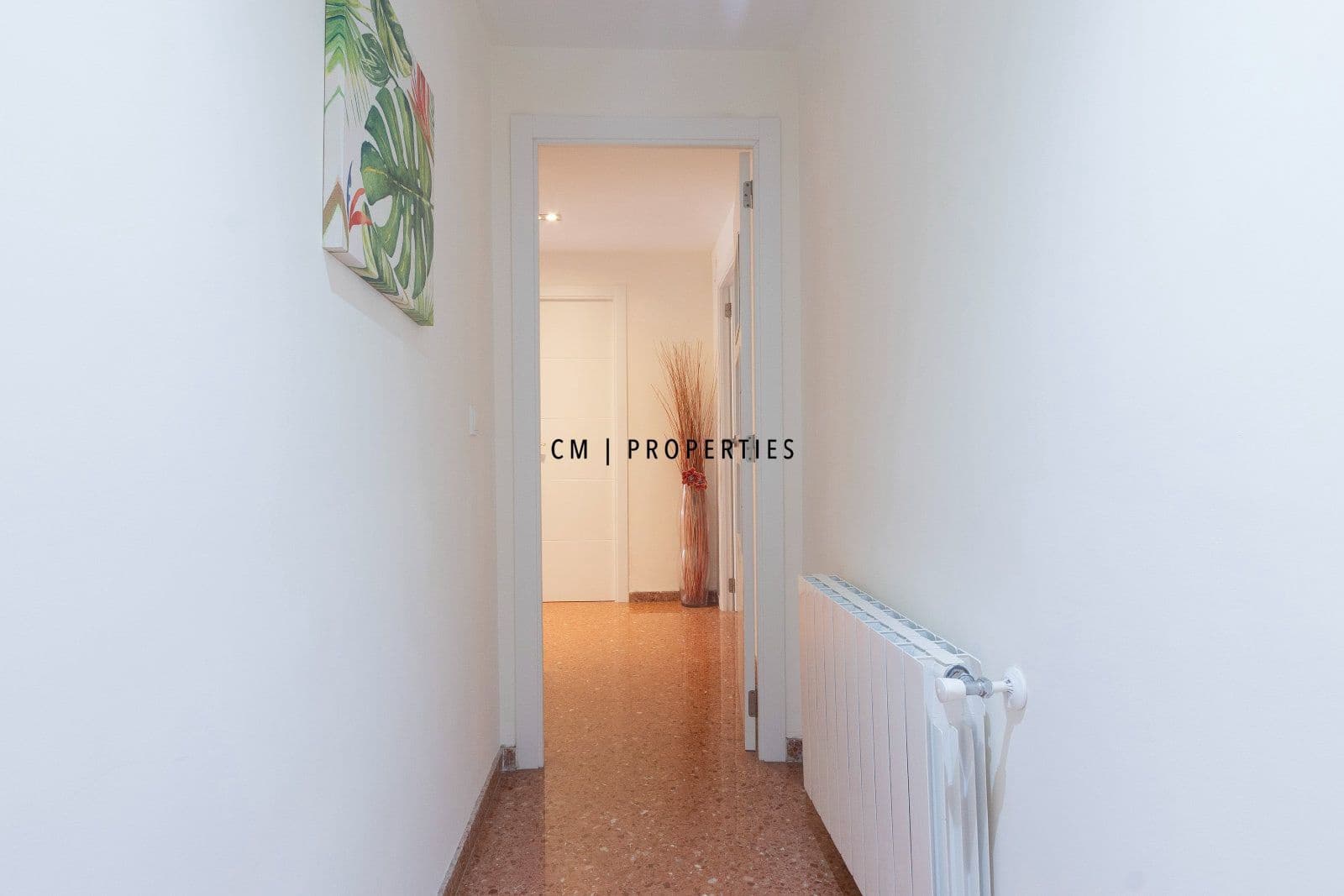 4 sypialnia Mieszkanie do wynajęcia w Miasto Walencja - 1 800 € (Ref: 9863718)