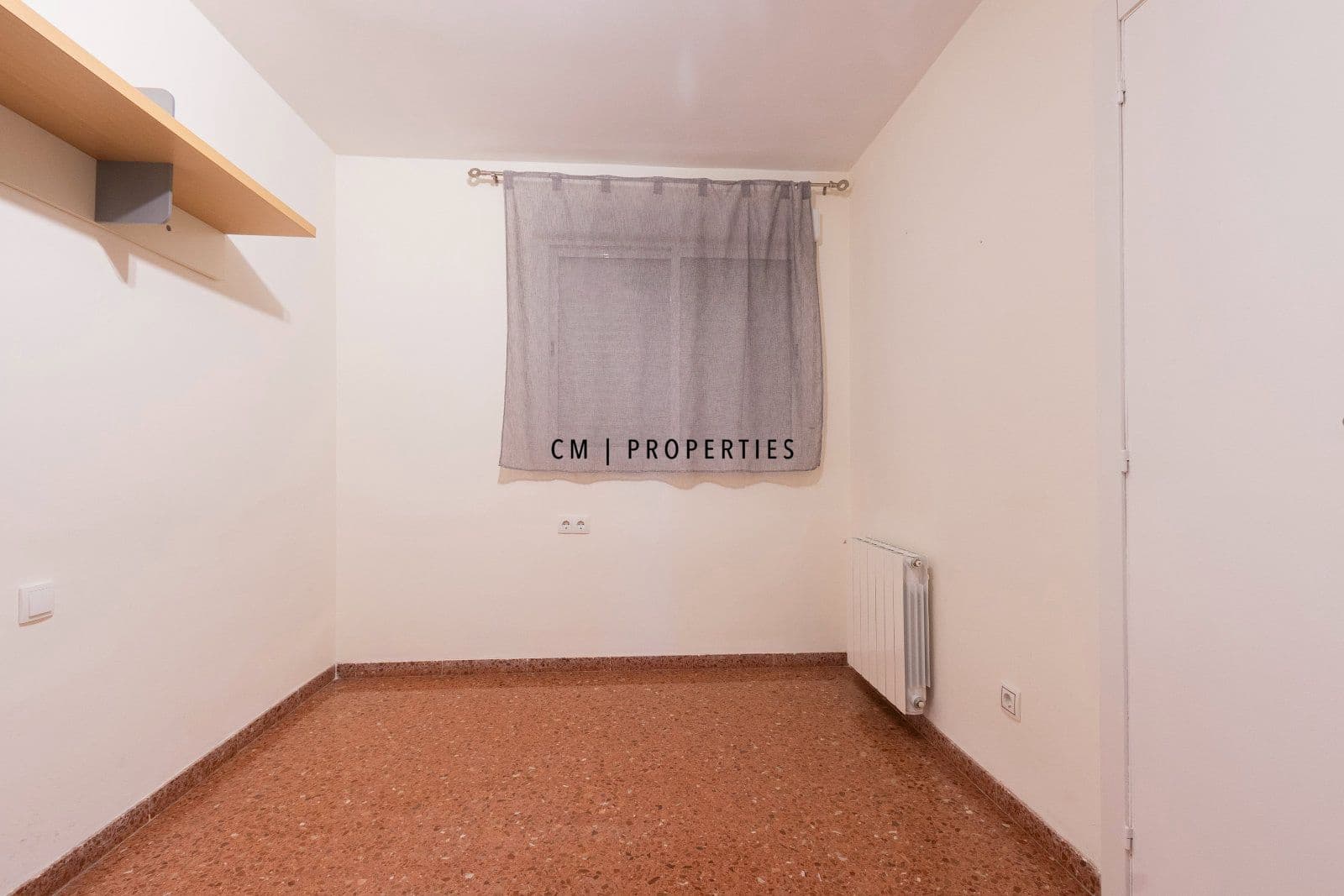 4 sypialnia Mieszkanie do wynajęcia w Miasto Walencja - 1 800 € (Ref: 9863718)