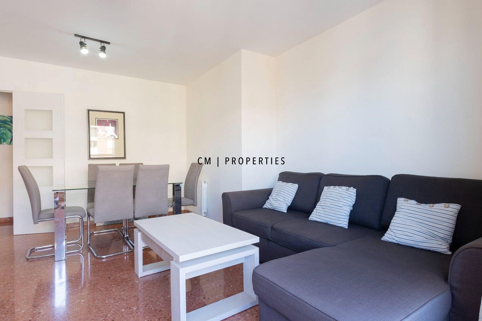 4 sypialnia Mieszkanie do wynajęcia w Miasto Walencja - 1 800 € (Ref: 9863718)
