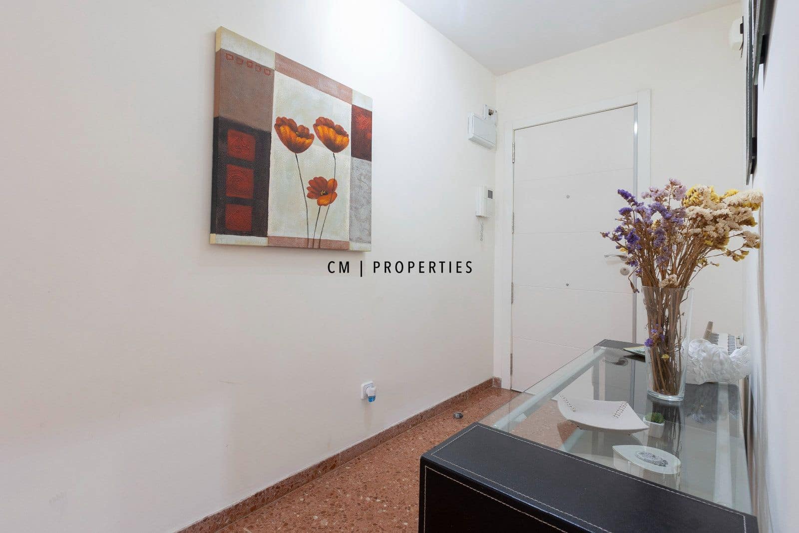 4 sypialnia Mieszkanie do wynajęcia w Miasto Walencja - 1 800 € (Ref: 9863718)