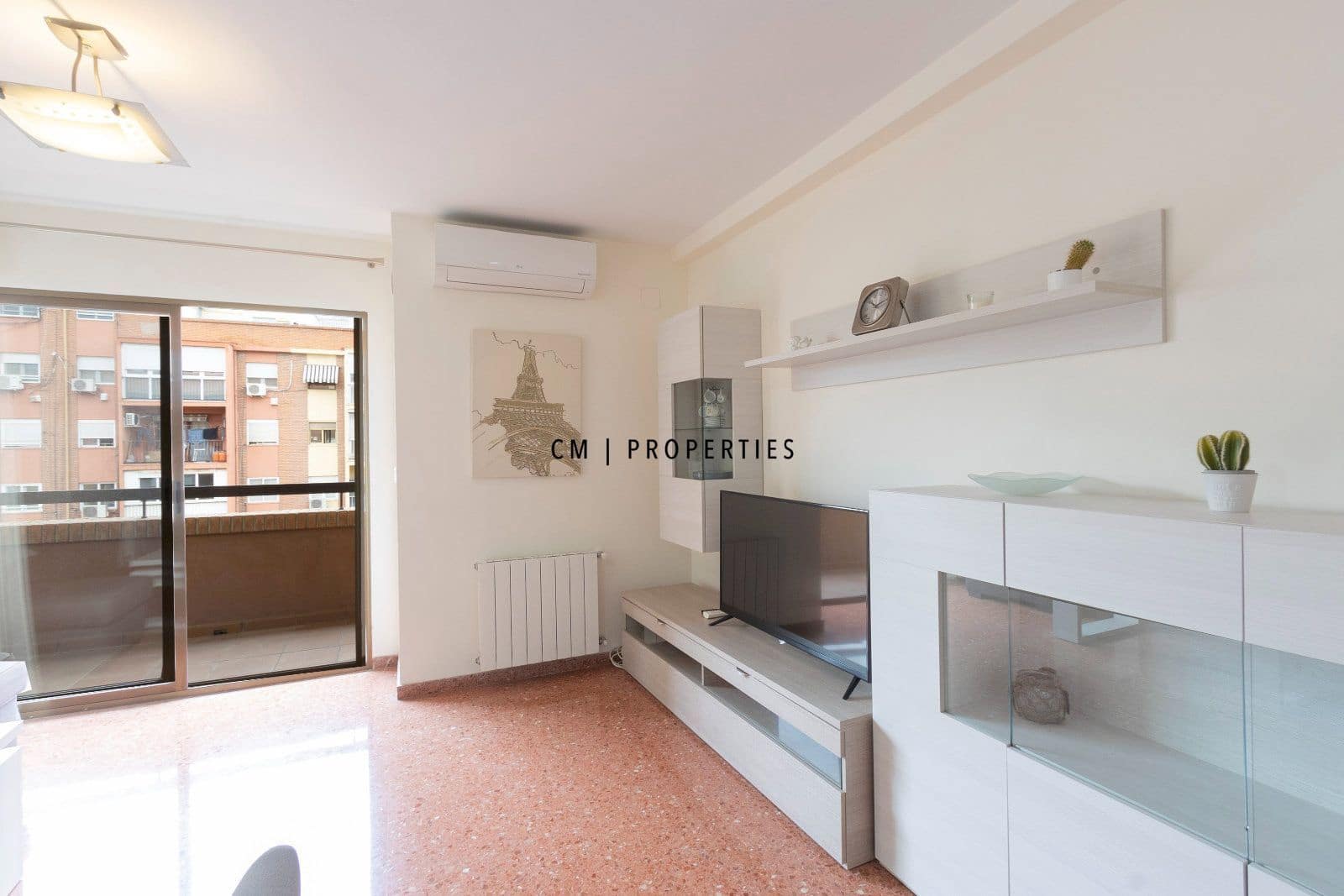 4 soverom Leilighet til leie i Valencia by - € 1 800 (Ref: 9863718)