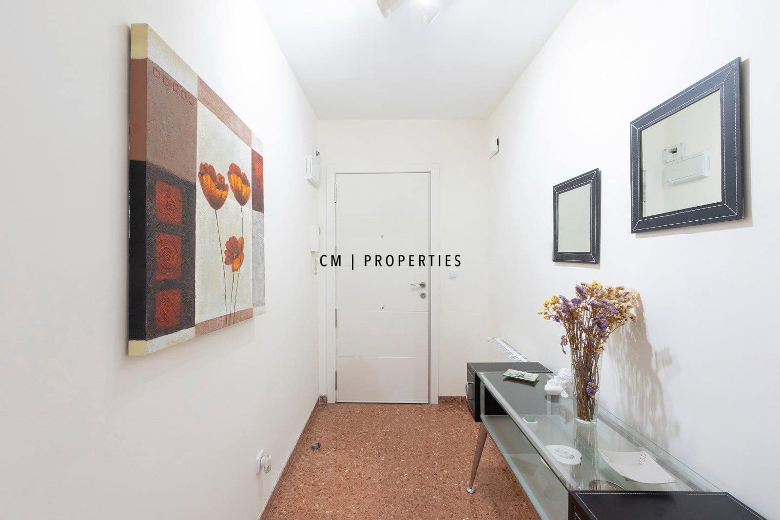 4 soverom Leilighet til leie i Valencia by - € 1 800 (Ref: 9863718)
