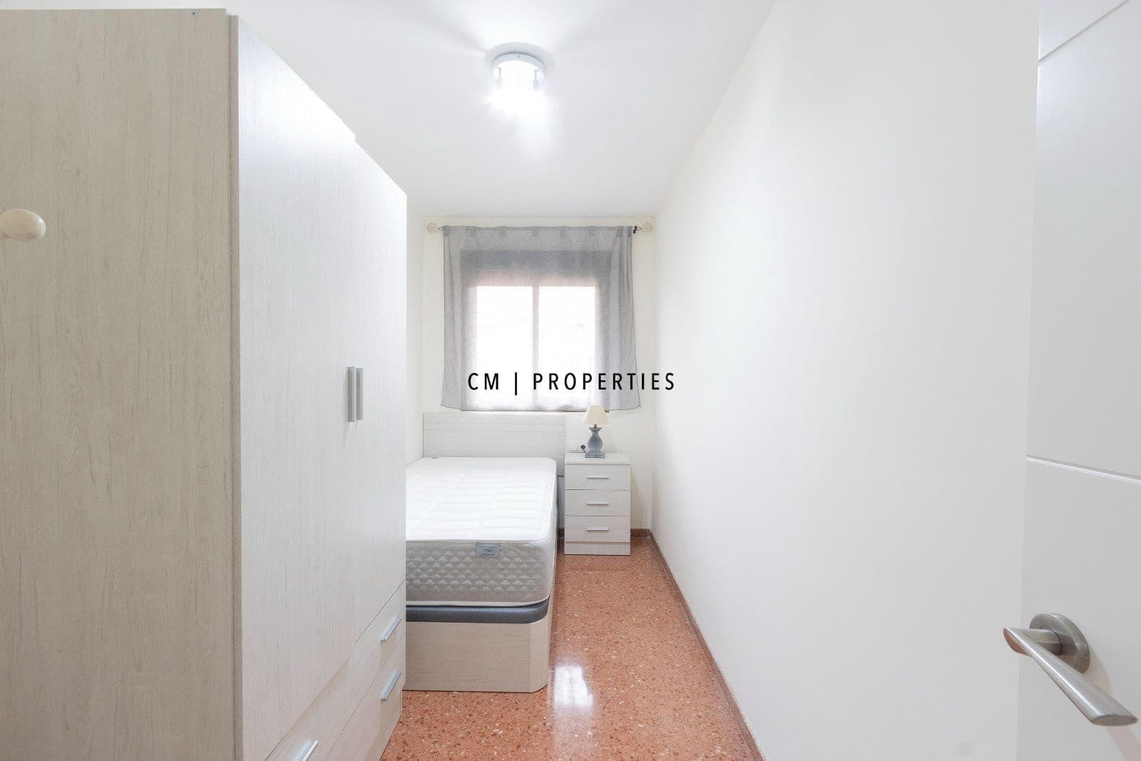 4 soverom Leilighet til leie i Valencia by - € 1 800 (Ref: 9863718)