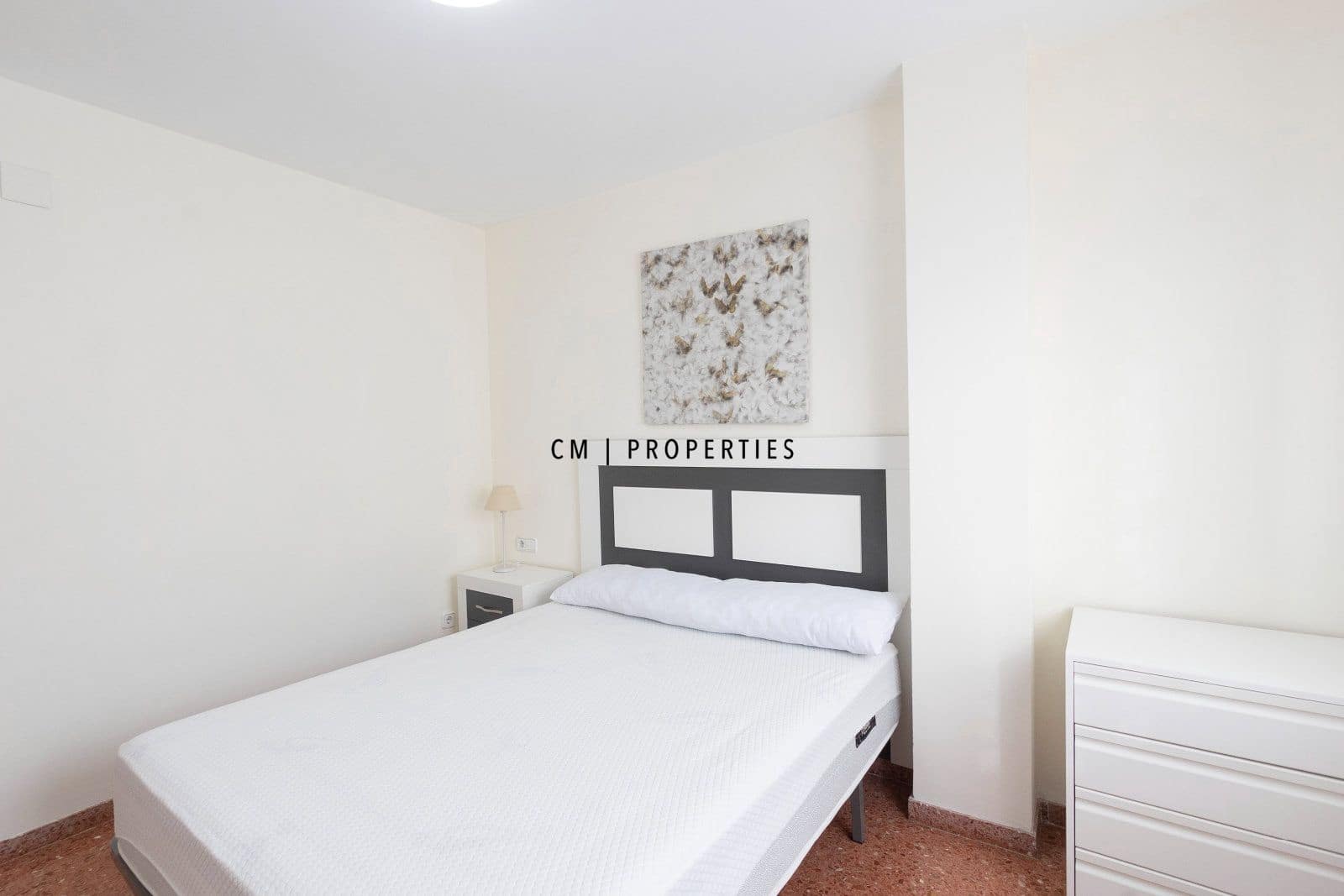 4 soverom Leilighet til leie i Valencia by - € 1 800 (Ref: 9863718)