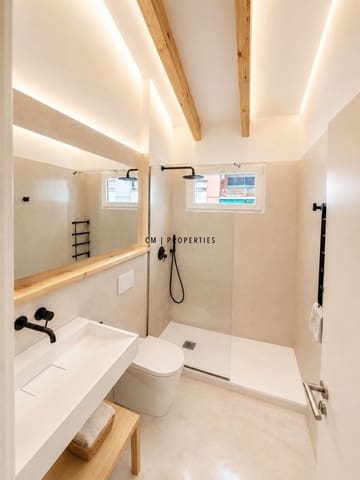2 quarto Penthouse para arrendar em Valência cidade - 2 800 € (Ref: 9867457)