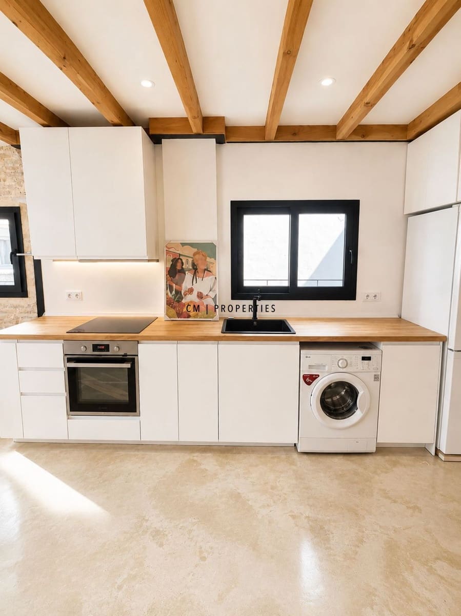 2 sypialnia Penthouse do wynajęcia w Miasto Walencja - 2 800 € (Ref: 9867457)