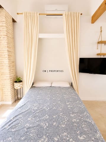 2 quarto Penthouse para arrendar em Valência cidade - 2 800 € (Ref: 9867457)