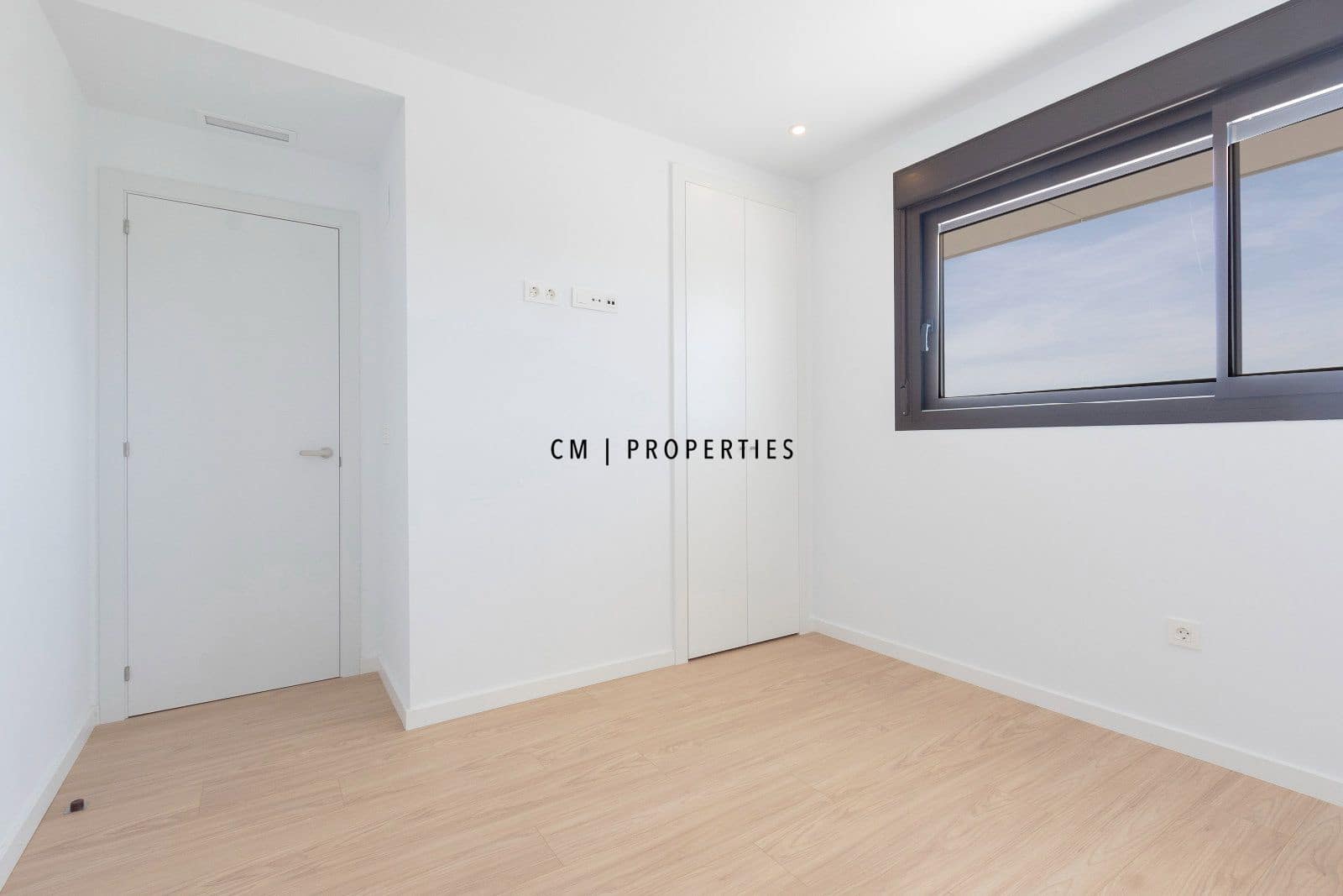 2 sypialnia Penthouse do wynajęcia w Sagunto / Sagunt z basenem garażem - 1 500 € (Ref: 9872400)