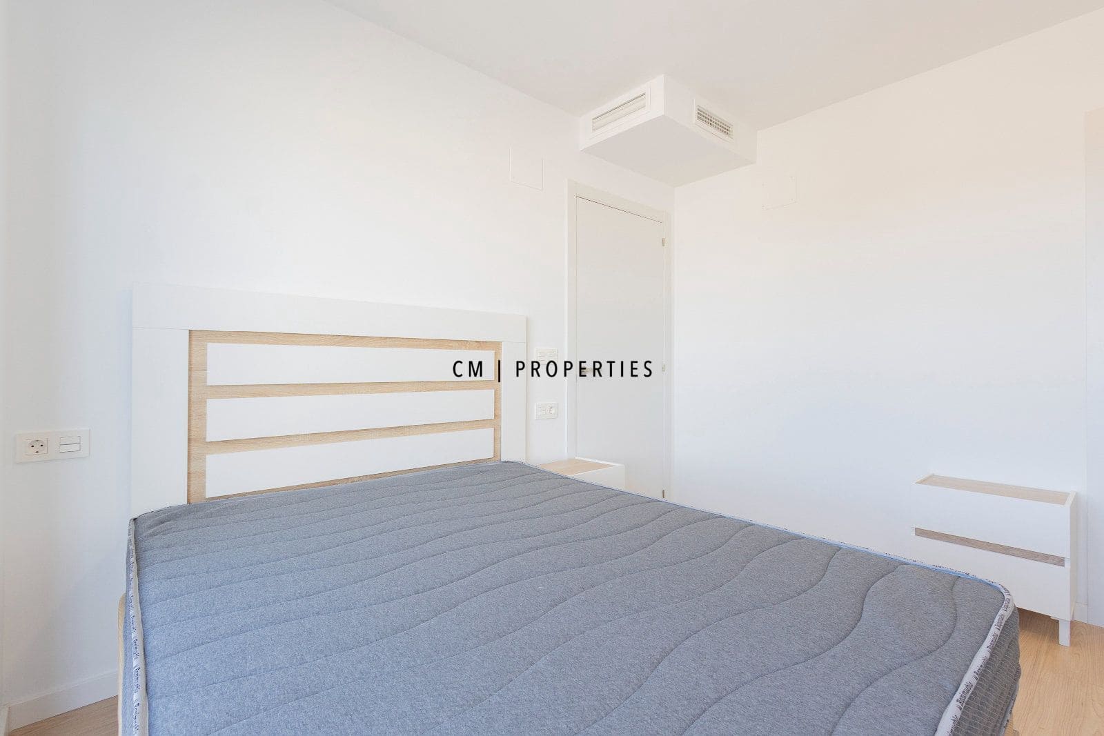 2 sypialnia Penthouse do wynajęcia w Sagunto / Sagunt z basenem garażem - 1 500 € (Ref: 9872400)