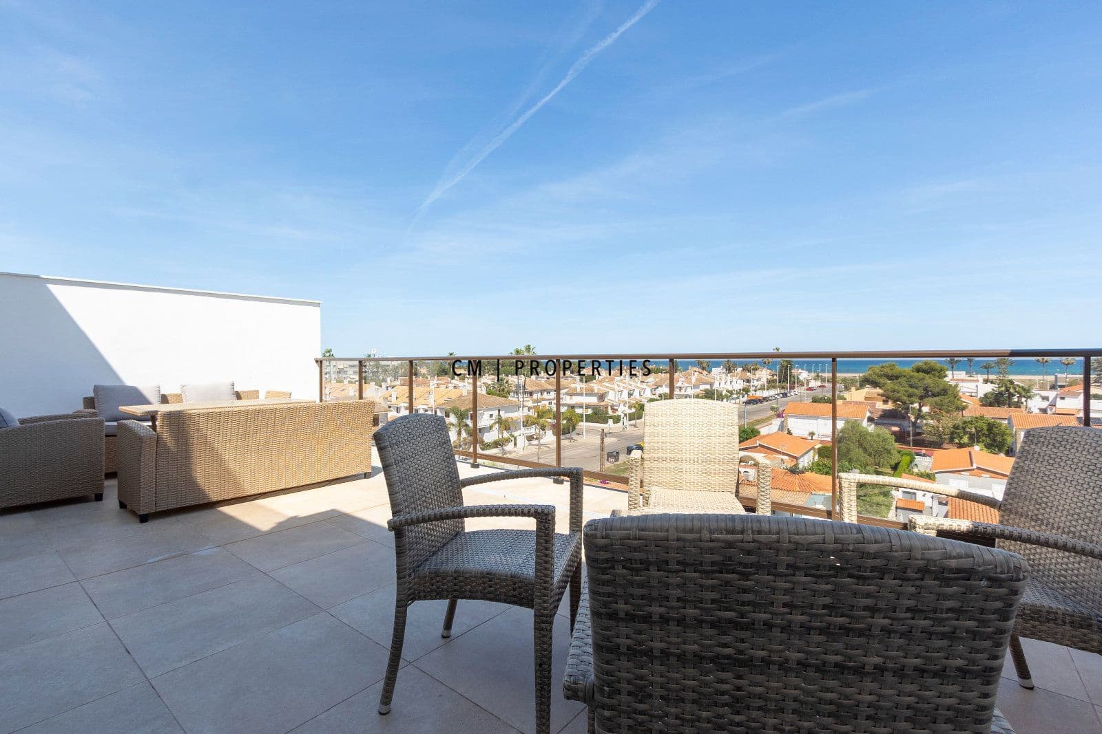 2 sypialnia Penthouse do wynajęcia w Sagunto / Sagunt z basenem garażem - 1 500 € (Ref: 9872400)