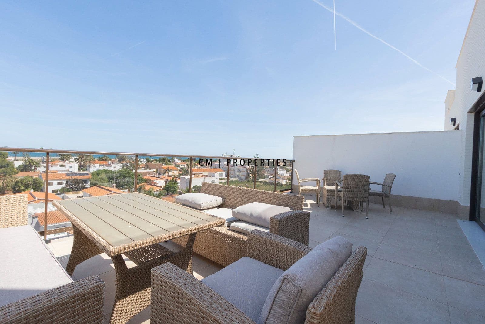 2 sypialnia Penthouse do wynajęcia w Sagunto / Sagunt z basenem garażem - 1 500 € (Ref: 9872400)
