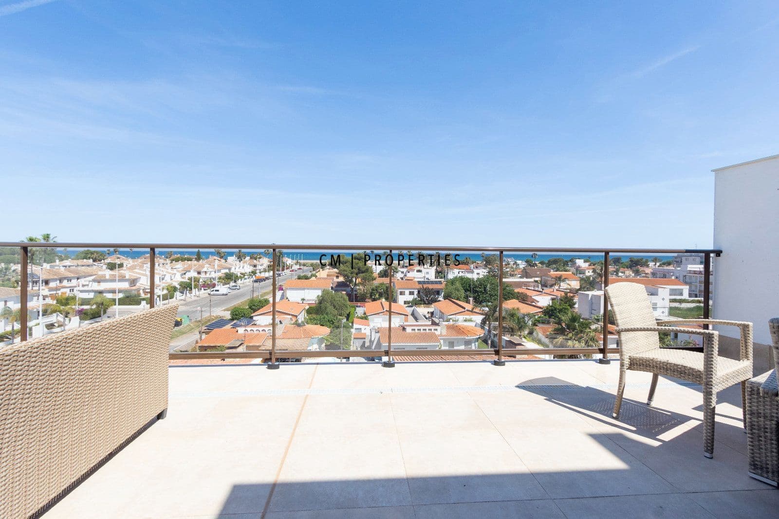 2 sypialnia Penthouse do wynajęcia w Sagunto / Sagunt z basenem garażem - 1 500 € (Ref: 9872400)