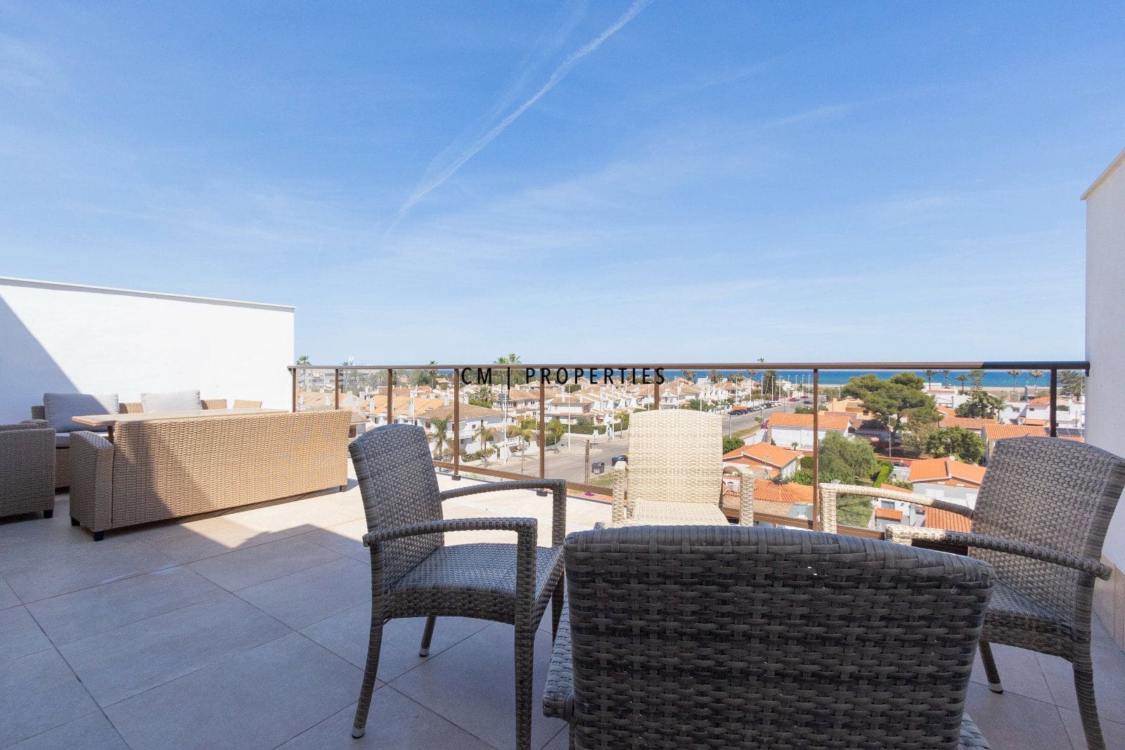 2 sypialnia Penthouse do wynajęcia w Sagunto / Sagunt z basenem garażem - 1 500 € (Ref: 9872400)