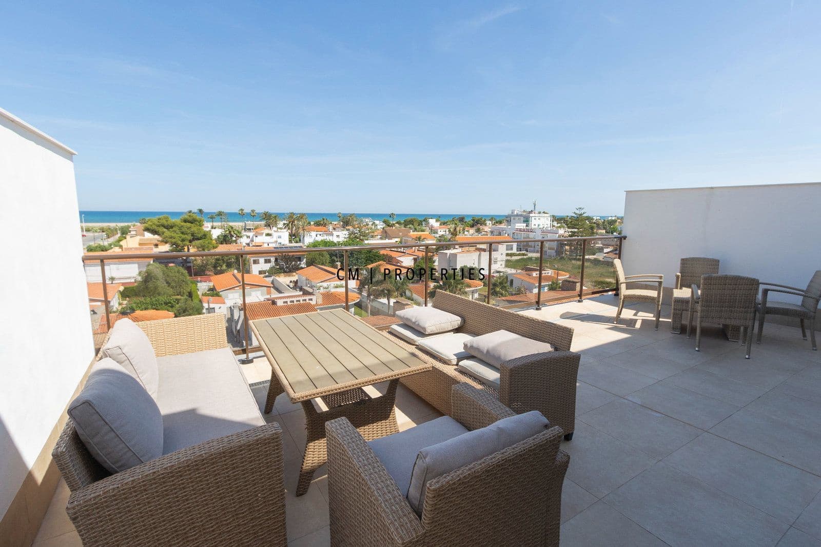 2 sypialnia Penthouse do wynajęcia w Sagunto / Sagunt z basenem garażem - 1 500 € (Ref: 9872400)