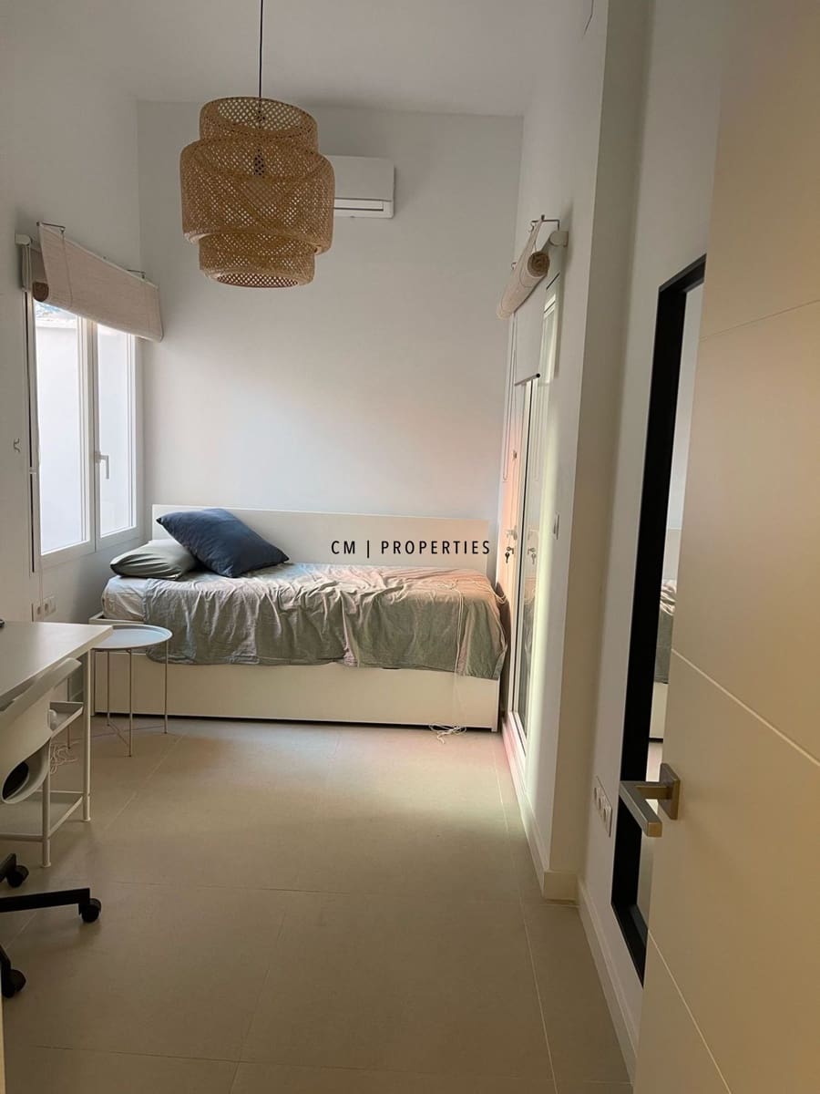 Piso de 2 habitaciones en València ciudad en alquiler - 2.000 € (Ref: 9873822)
