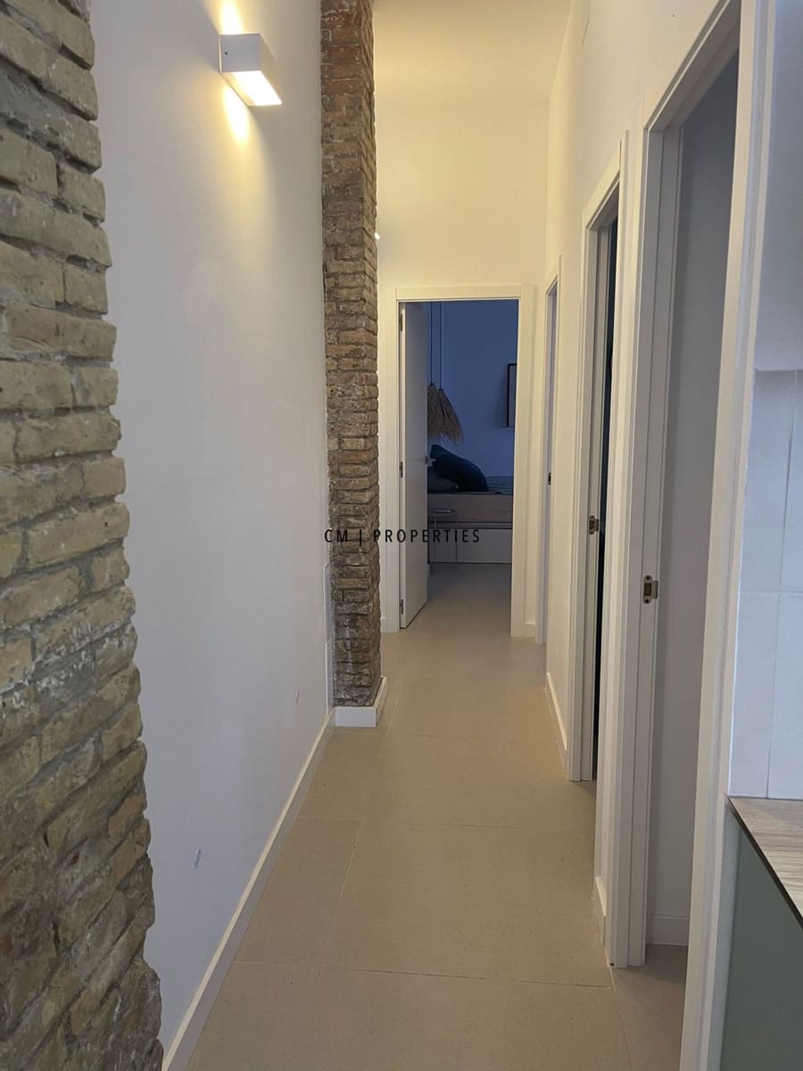 Piso de 2 habitaciones en València ciudad en alquiler - 2.000 € (Ref: 9873822)